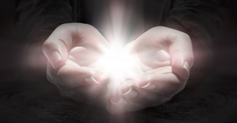 O poder de cura que tem a Luz Divina
